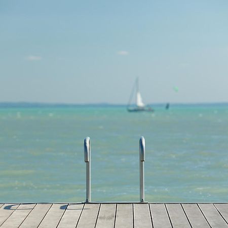 Blue4 Apartment Balatonfůzfő 外观 照片